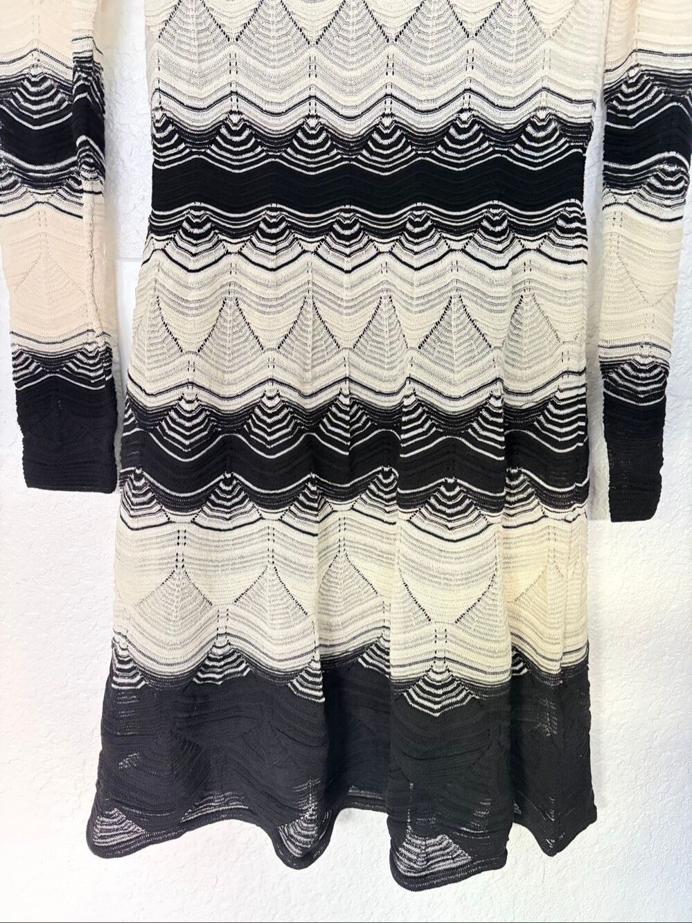 M Missoni Black Cream Signature Wave Knit Long Sleeve Sweater Dress IT 44 - Picture 9 of 12